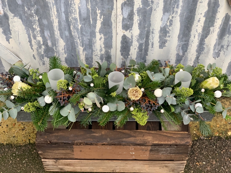 Candlelit Christmas Centrepiece